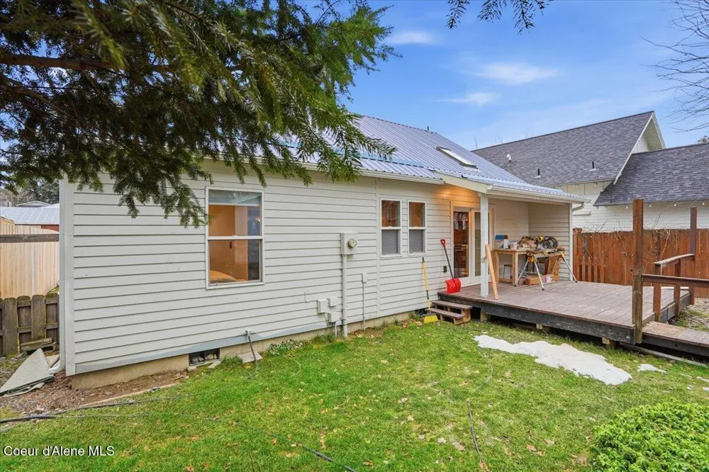 311 S Third Avenue Sandpoint, ID 83864