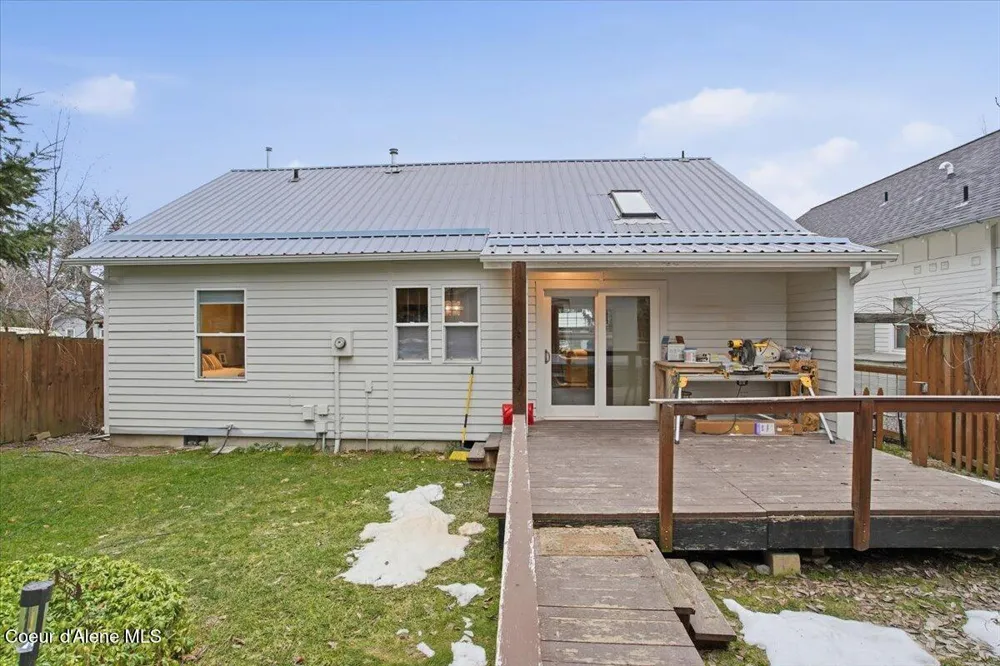 311 S Third Avenue Sandpoint, ID 83864