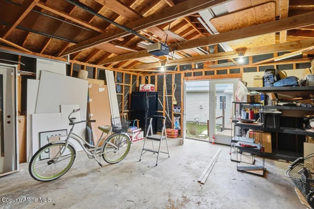 311 S Third Avenue Sandpoint, ID 83864