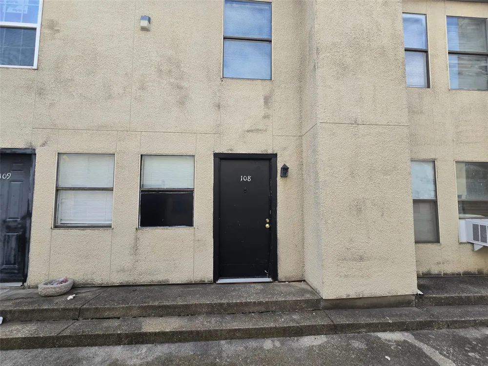 7030 Fair Oaks Avenue #108