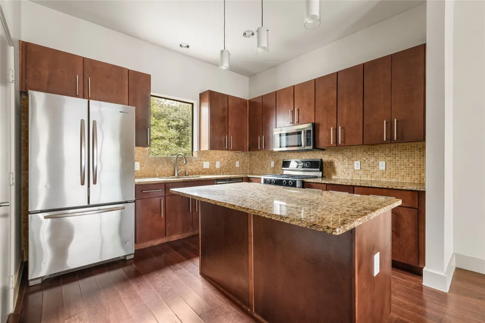 4111 Newton Avenue #5