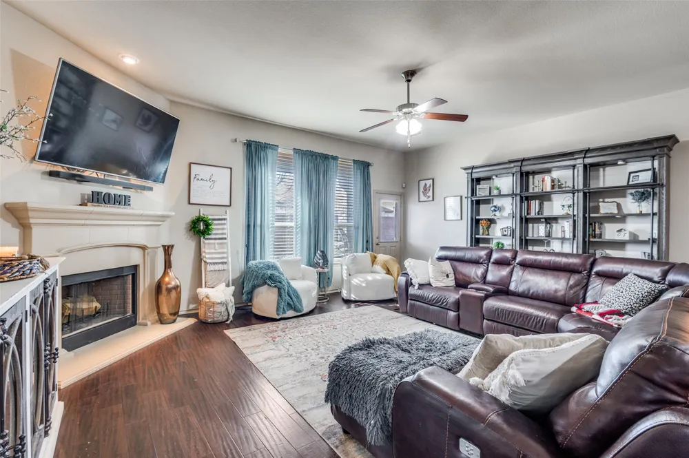 1501 Bricknell Drive Glenn Heights, TX 75154