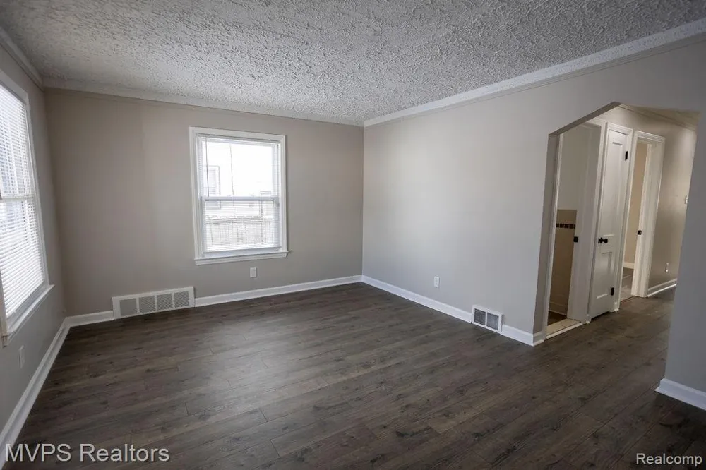 22789 Normandy Avenue