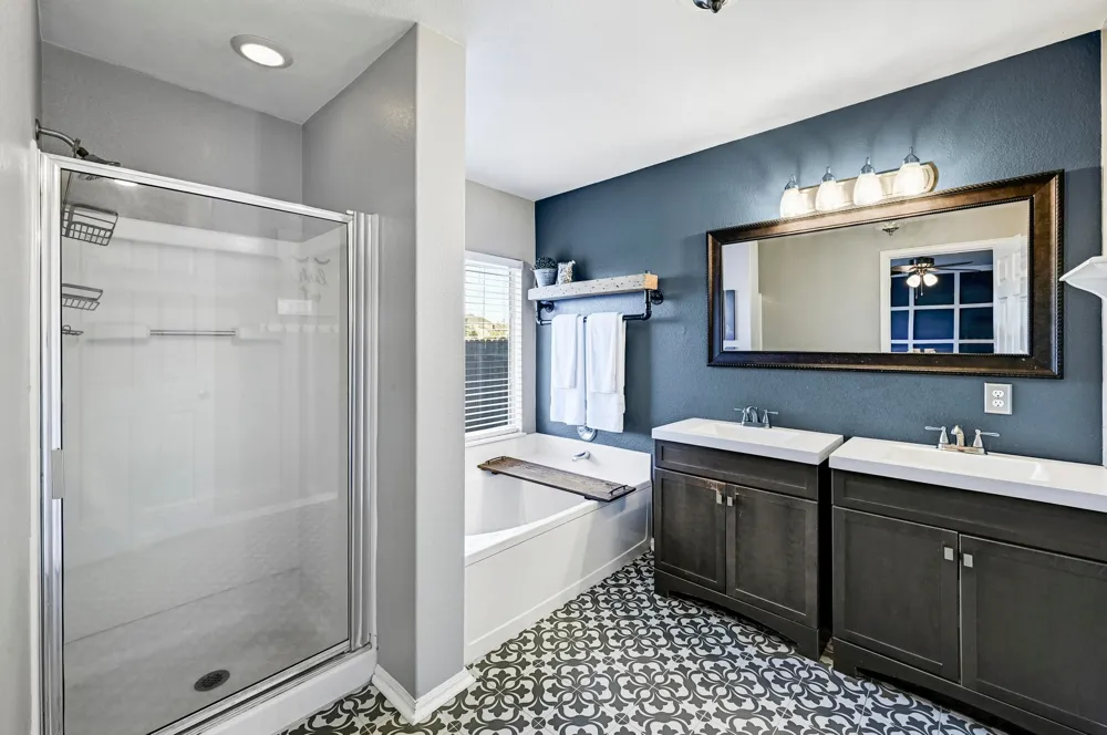 280 Spruce Drive Kyle, TX 78640