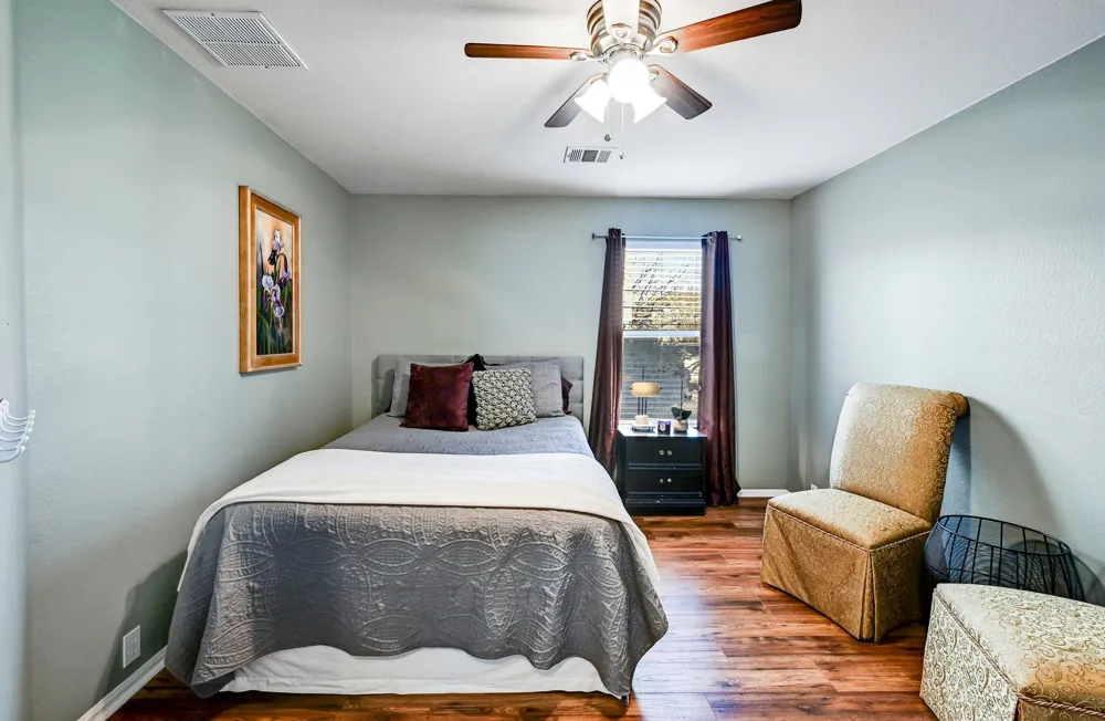 280 Spruce Drive Kyle, TX 78640