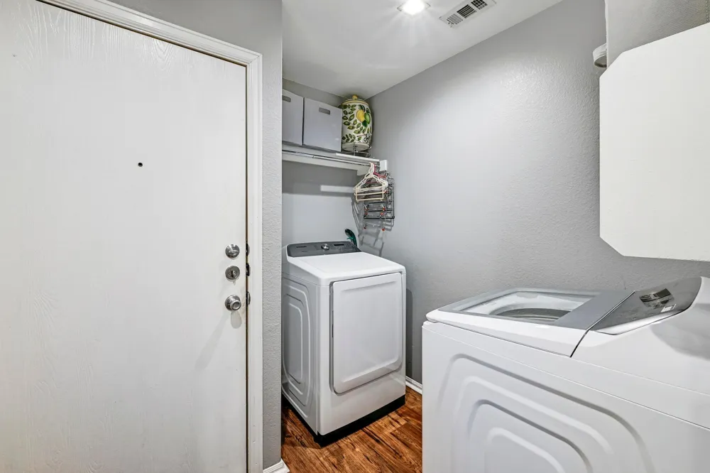 280 Spruce Drive Kyle, TX 78640