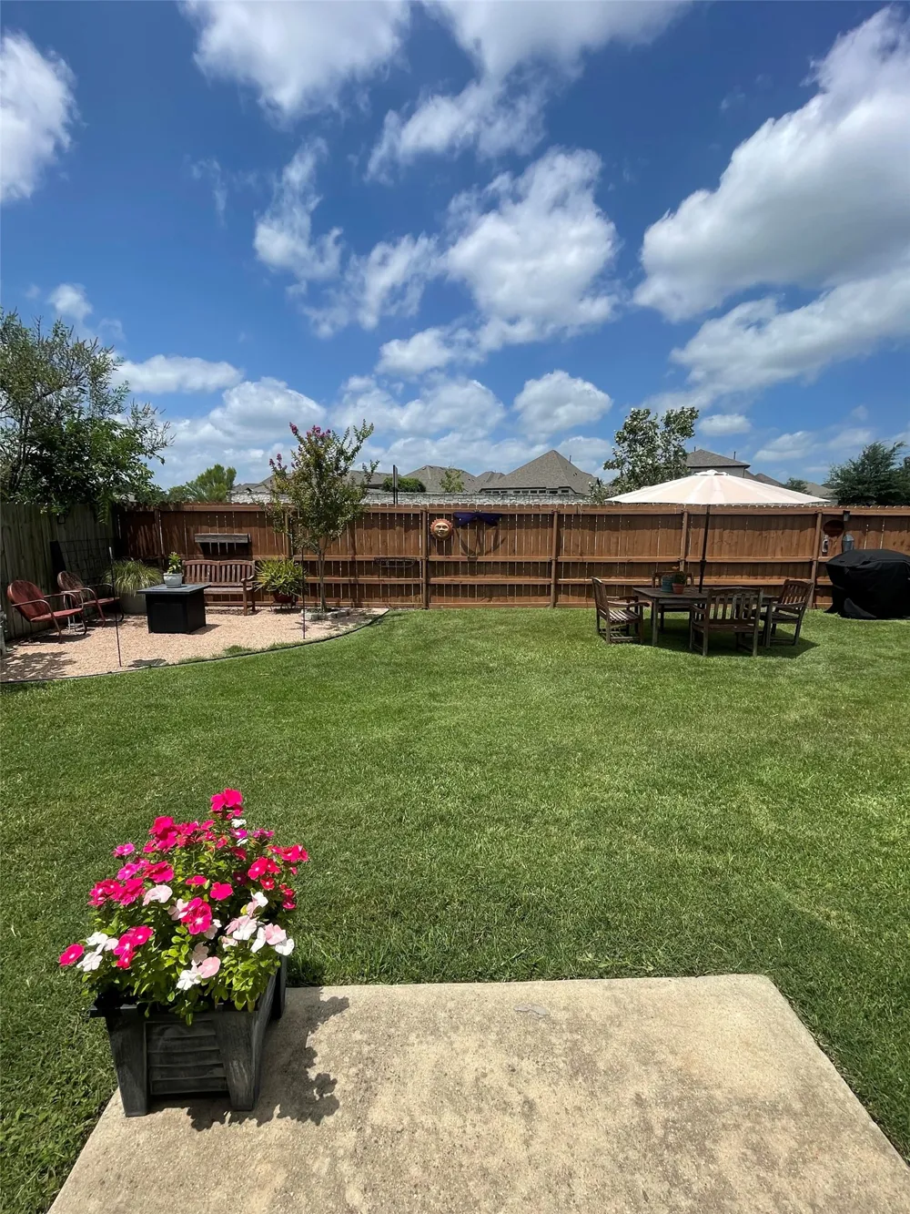 280 Spruce Drive Kyle, TX 78640