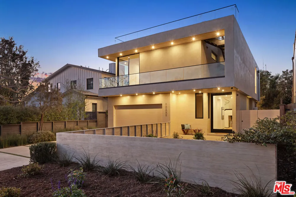 12609 Westminster Avenue