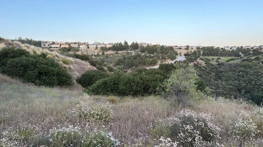 2 Coya Trail Chatsworth, CA 91311