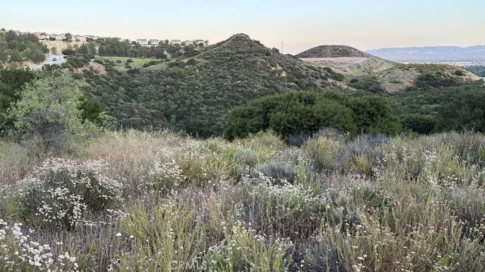 2 Coya Trail Chatsworth, CA 91311