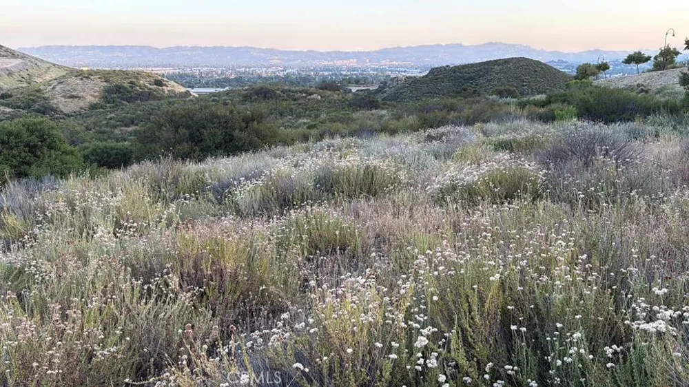 2 Coya Trail Chatsworth, CA 91311