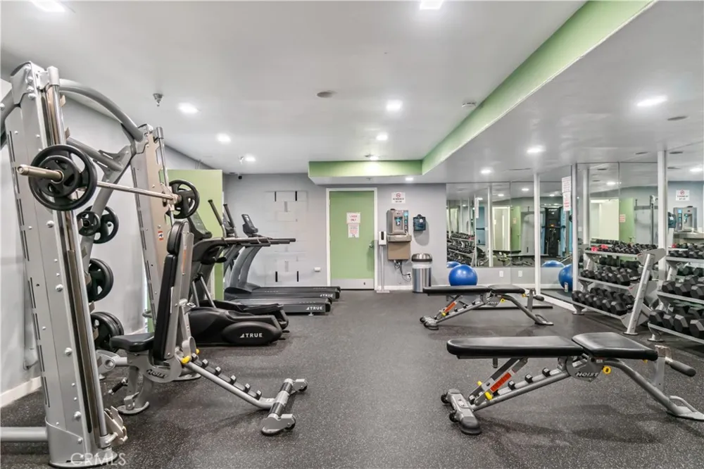 8650 Gulana #C1056 Playa del Rey, CA 90293