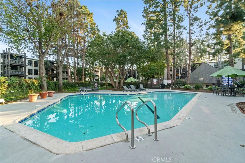 8650 Gulana #C1056 Playa del Rey, CA 90293