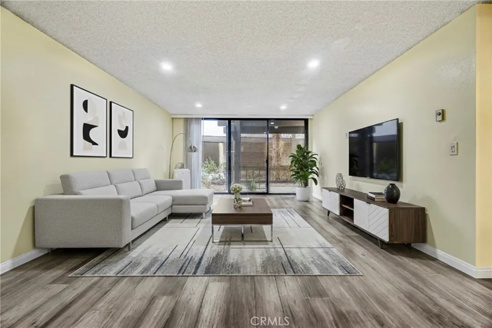 8650 Gulana #C1056 Playa del Rey, CA 90293