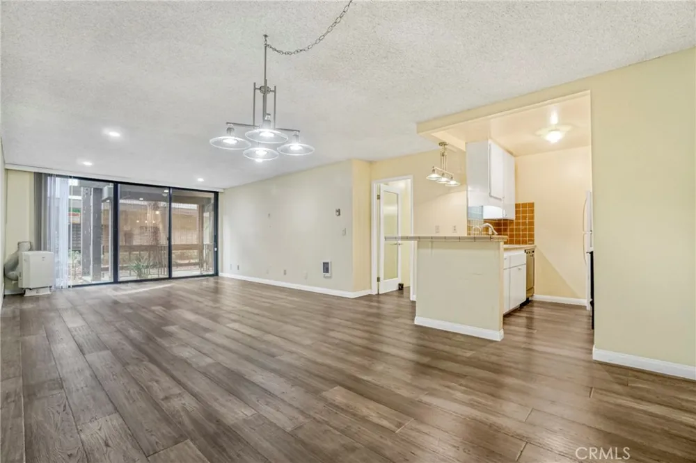 8650 Gulana #C1056 Playa del Rey, CA 90293