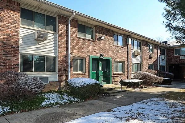2449 Union Boulevard #24A Islip, NY 11751