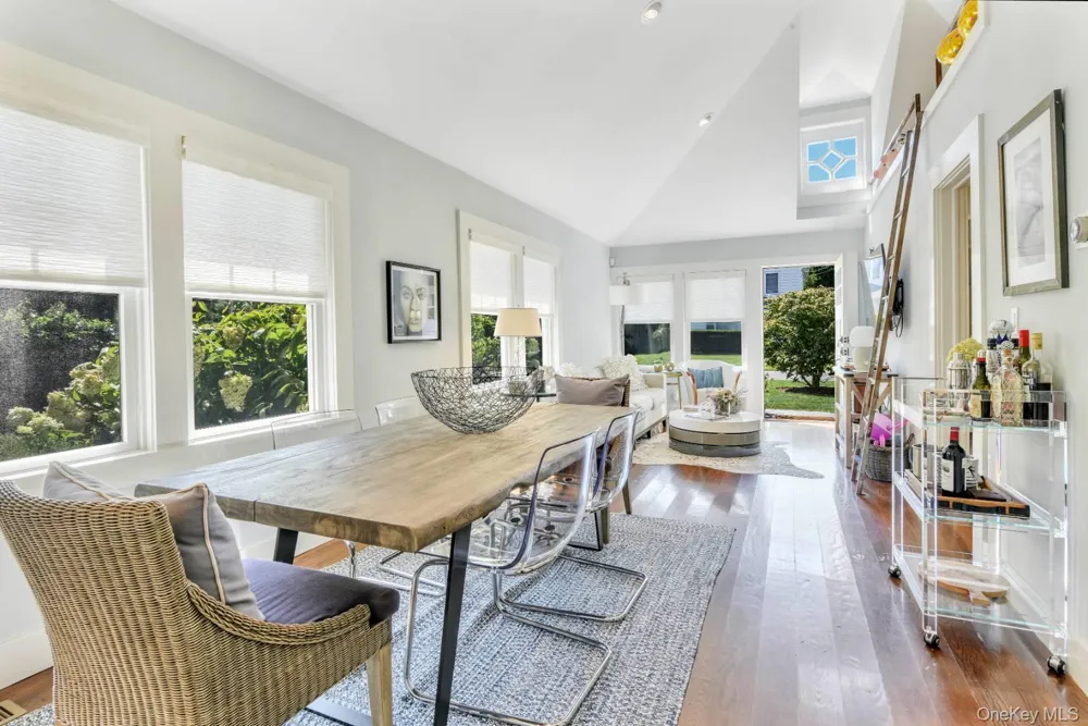 10 Henry Street Southampton, NY 11968
