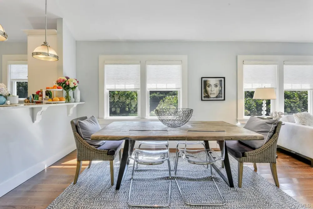 10 Henry Street Southampton, NY 11968