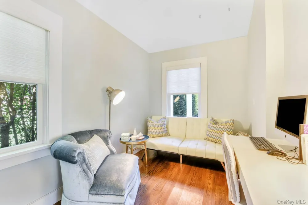 10 Henry Street Southampton, NY 11968