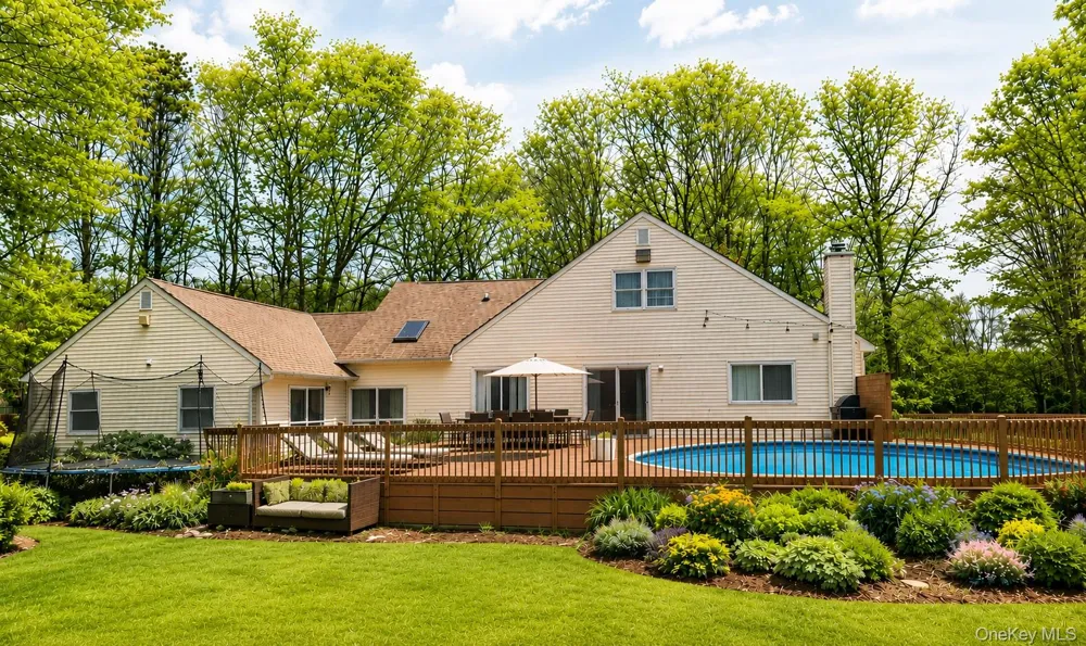 4 Manor Hills Drive Manorville, NY 11949