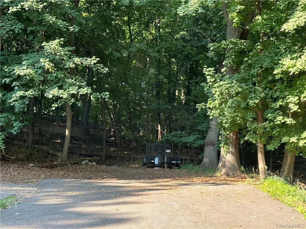 10-13-75 Dickinson Avenue Yonkers, NY 10703