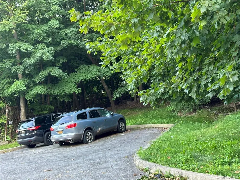 10-13-75 Dickinson Avenue Yonkers, NY 10703