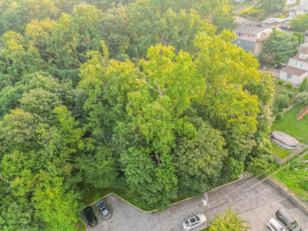 10-13-75 Dickinson Avenue Yonkers, NY 10703