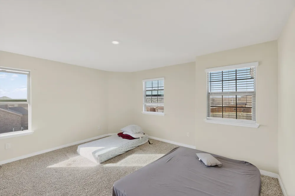 148 Point Rider Road Newark, TX 76071