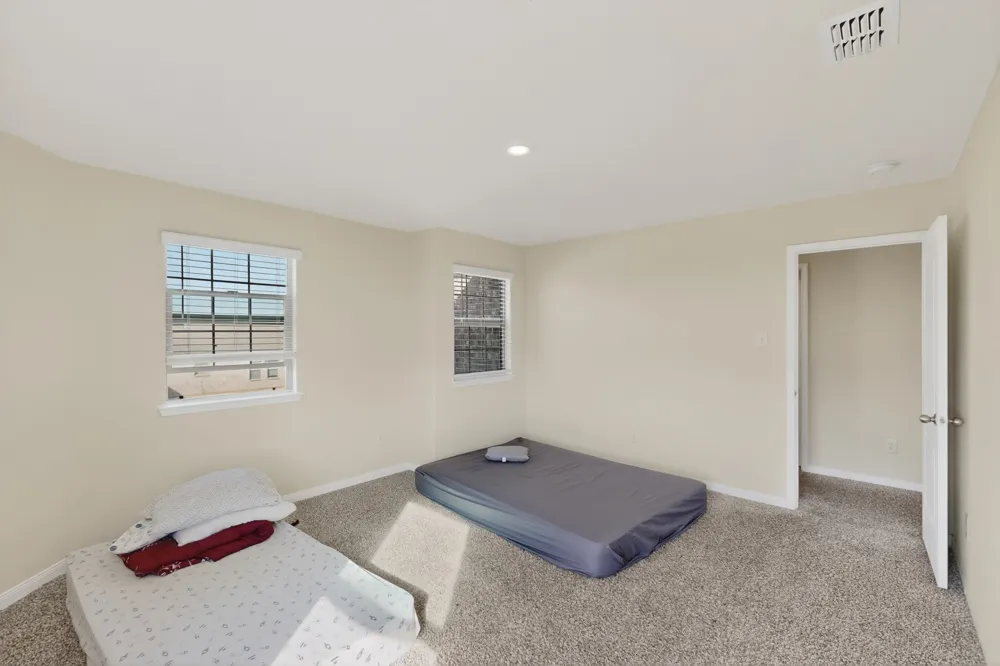 148 Point Rider Road Newark, TX 76071