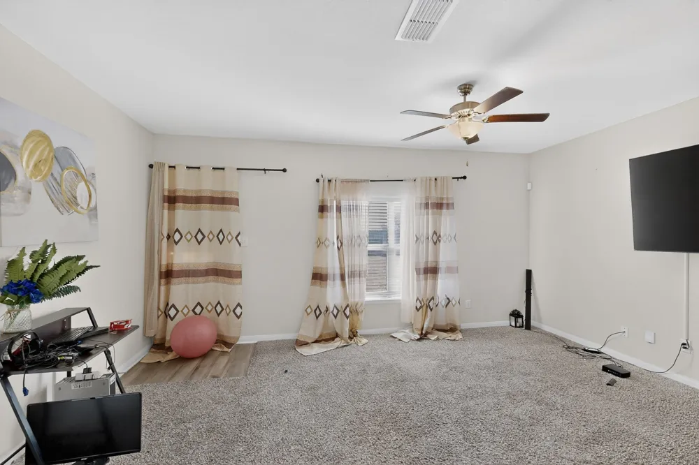 148 Point Rider Road Newark, TX 76071