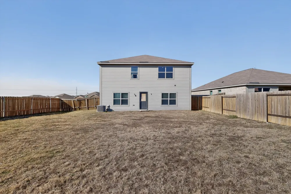 148 Point Rider Road Newark, TX 76071