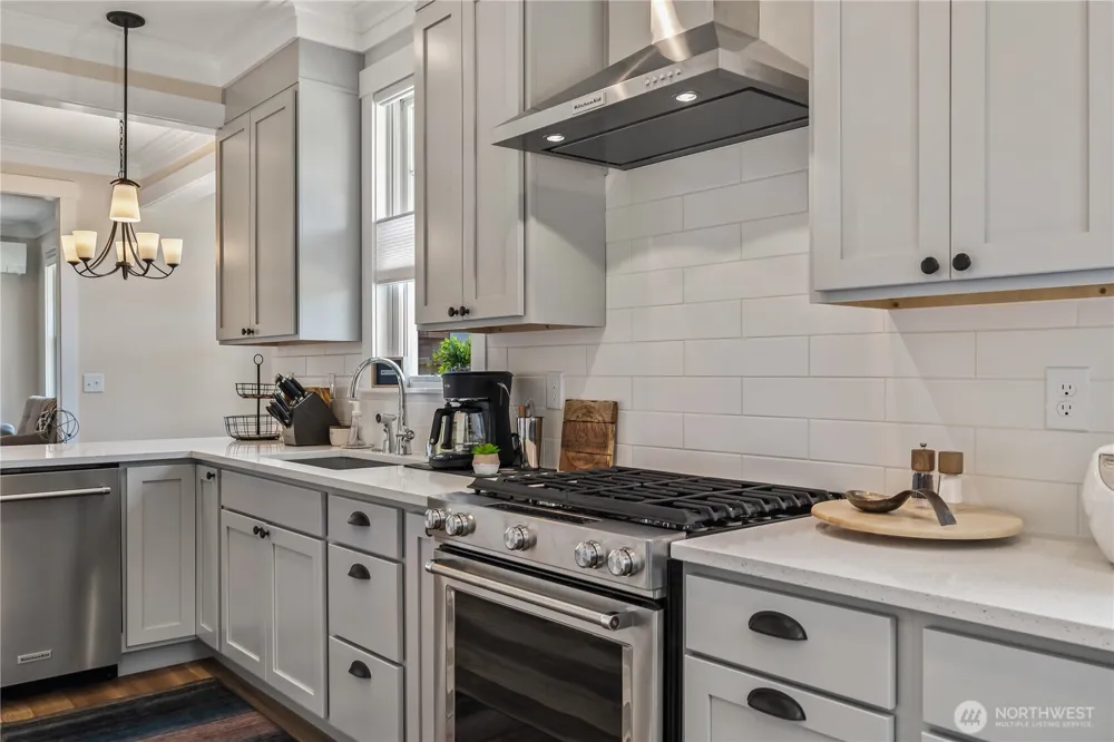 24 Switchback Lane Pacific Beach, WA 98571