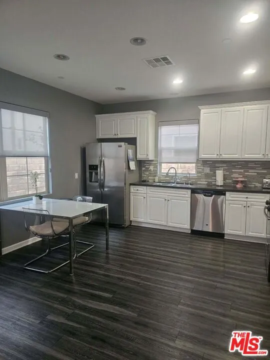 21816 Moveo Drive Santa Clarita, CA 91350