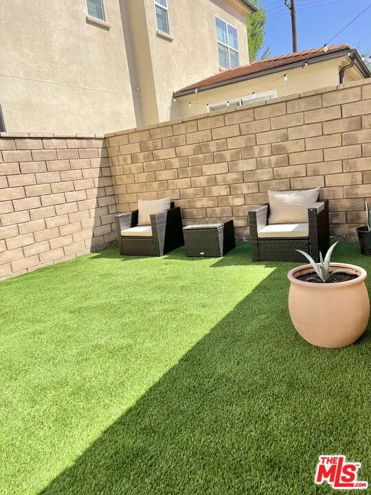 21816 Moveo Drive Santa Clarita, CA 91350