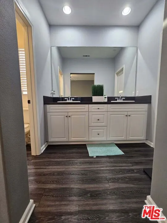 21816 Moveo Drive Santa Clarita, CA 91350