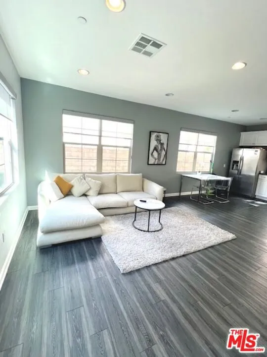 21816 Moveo Drive Santa Clarita, CA 91350