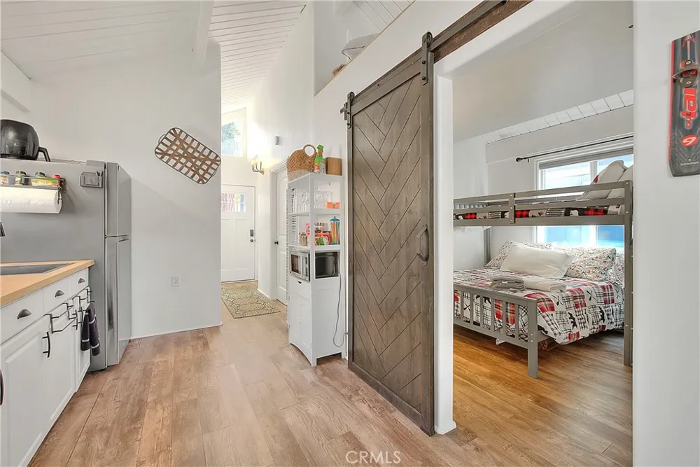 346 San Bernardino Avenue Sugarloaf, CA 92386