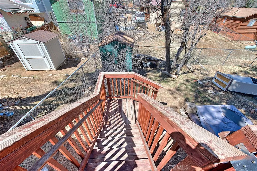 346 San Bernardino Avenue Sugarloaf, CA 92386