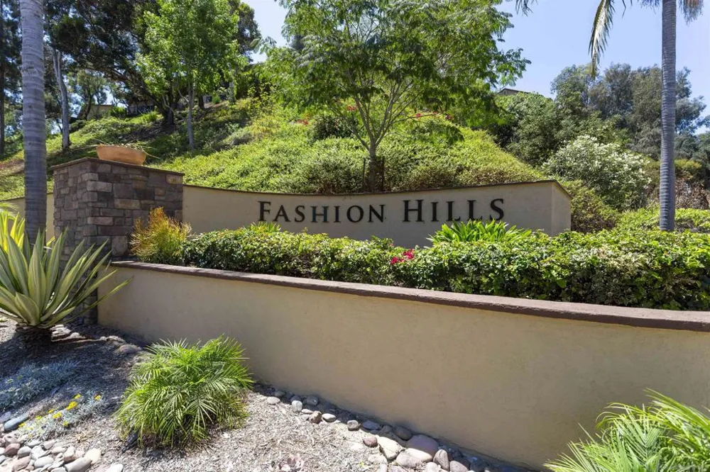 7123 Camino Degrazia #132