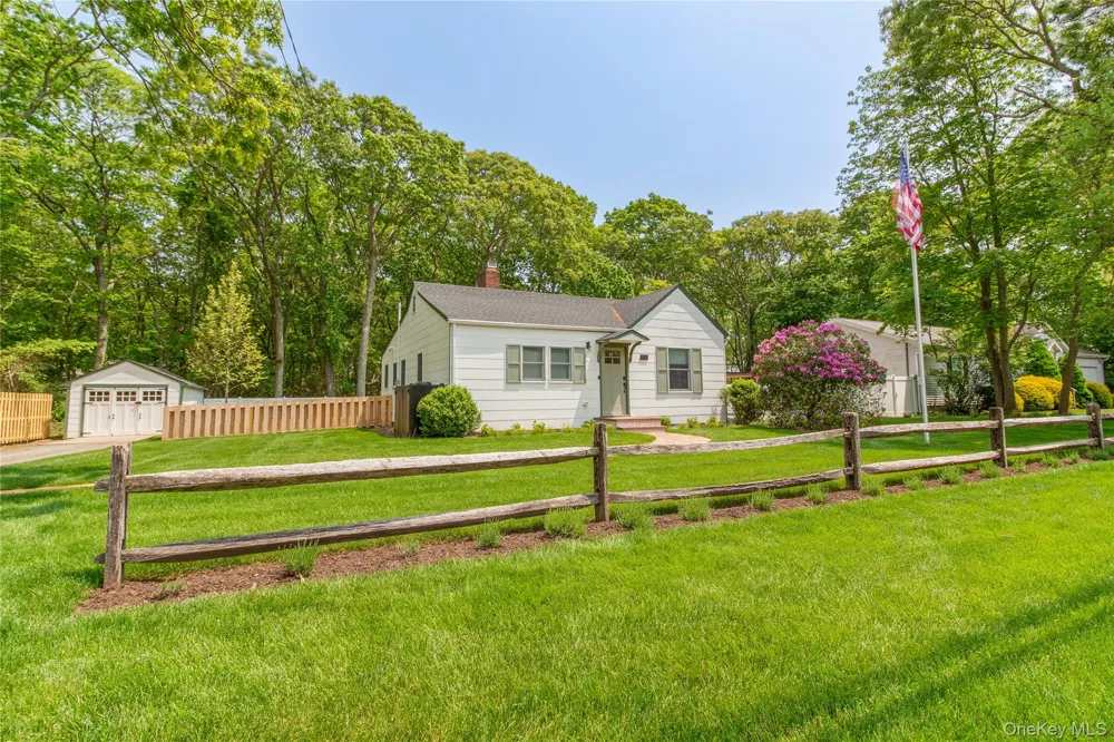 1850 Rocky Point Road East Marion, NY 11939