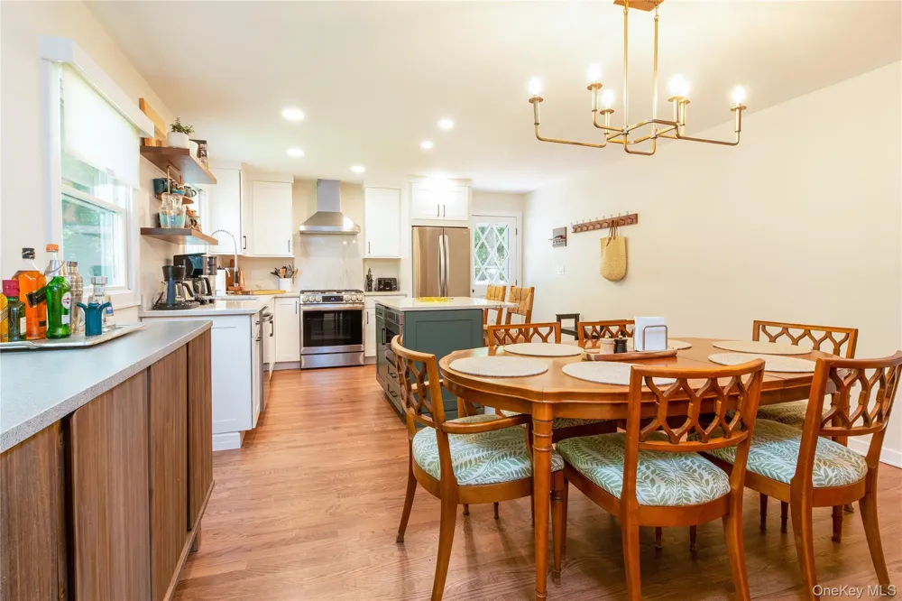 1850 Rocky Point Road East Marion, NY 11939