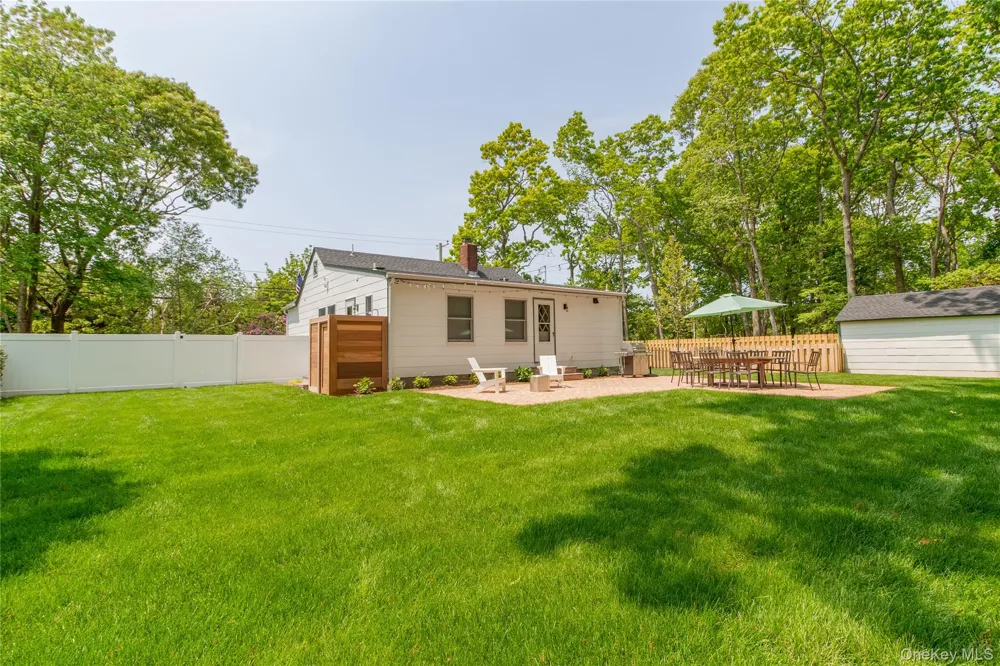 1850 Rocky Point Road East Marion, NY 11939