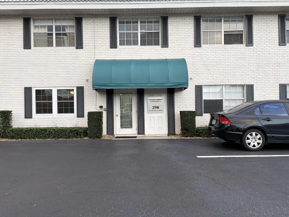 298 SW 6th Street #109