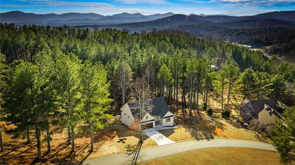 43 Inwood Lane Blairsville, GA 30512