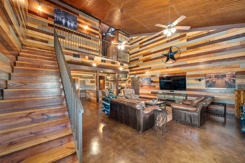 3259 Schumann Road Stonewall, TX 78671