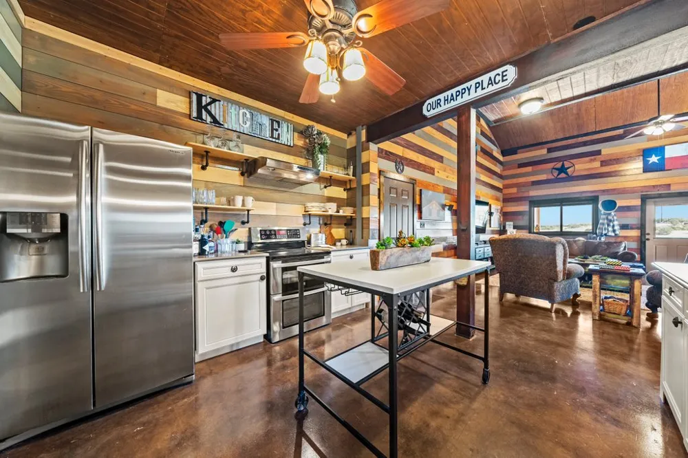 3259 Schumann Road Stonewall, TX 78671
