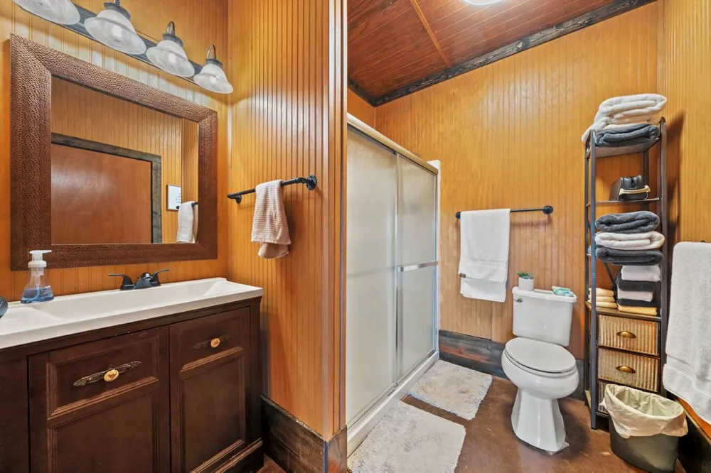 3259 Schumann Road Stonewall, TX 78671