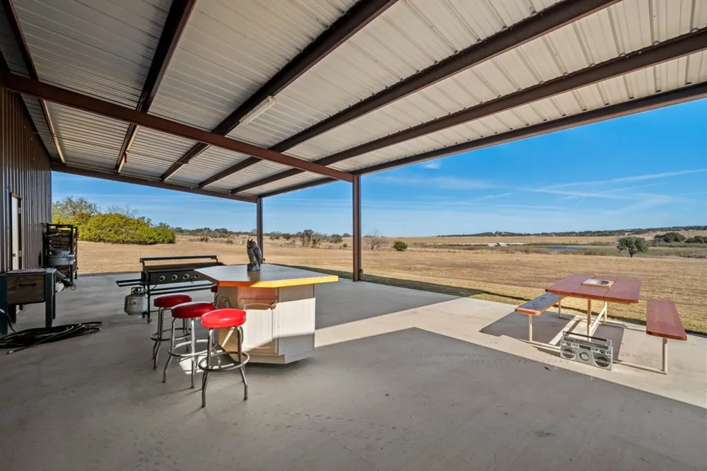 3259 Schumann Road Stonewall, TX 78671