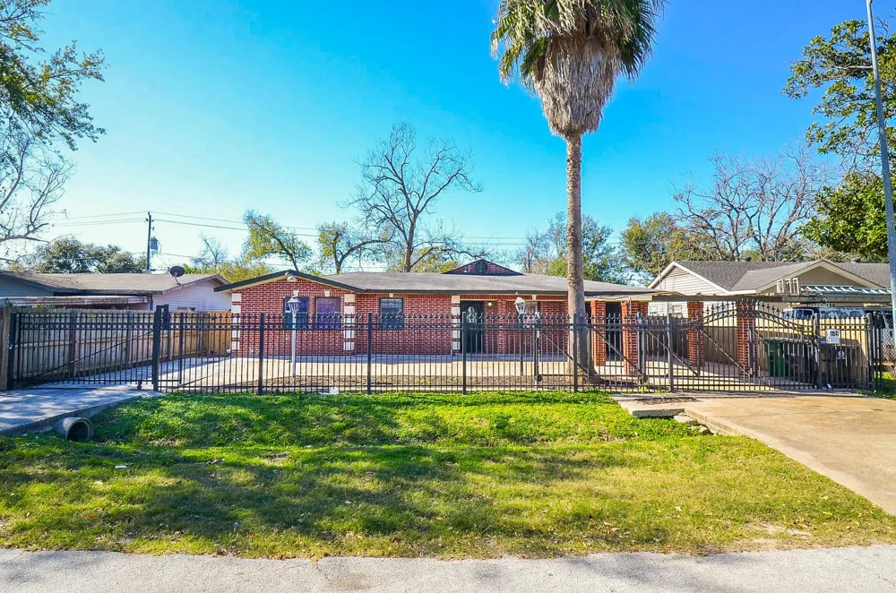 11517 Bannister Lane