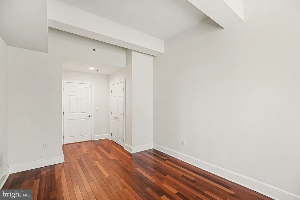1500 CHESTNUT STREET #8C Philadelphia, PA 19102